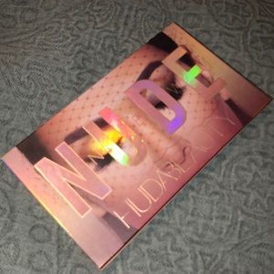 Huda Beauty Palette